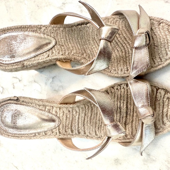 ALEXANDRE BIRMAN Clarita Demi Wedge Golden Raffia Espadrille Wedge Mules Size 37 - Picture 8 of 11